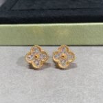 Van Cleef and Arpels Vintage Alhambra earrings - Image 2