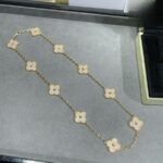 Van Cleef and Arpels Vintage Alhambra necklace 10 motifs - Image 2
