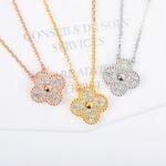 Van Cleef and Arpels Vintage Alhambra pendant - Image 5