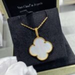 Van Cleef and Arpels Magic Alhambra long necklace 1 motif - Image 2