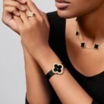 Van Cleef and Arpels Vintage Alhambra ring - Image 4
