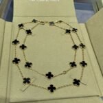 Van Cleef and Arpels Vintage Alhambra long necklace 20 motifs - Image 2