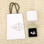Van Cleef and Arpels Lotus Between the Finger ring 4 flowers - Image 7