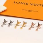 LOUIS VUITTON Idylle Blossom LV Ear Stud - Image 5
