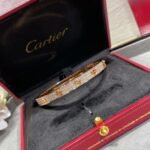 CARTIER LOVE bracelet classic model paved - Image 4