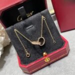 CARTIER LOVE pendant half-paved - Image 2