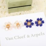 Van Cleef and Arpels Rose de Noël earrings mini model - Image 6