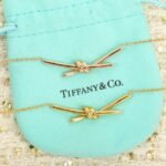 Tiffany and Co TIFFANY Knot Pendant - Image 2