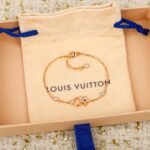 LOUIS VUITTON Idylle Blossom Bracelet - Image 2