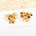 Van Cleef and Arpels Frivole earrings 3 flowers mini model - Image 2