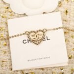 CHANEL 25P CC Heart Necklace - Image 3