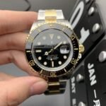 Rolex Sea Dweller 43 mm Oyster Black ceramic Bezel Bright black Dial 126603 - Image 2