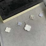 Van Cleef and Arpels Magic Alhambra bracelet 5 motifs - Image 6