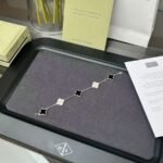 Van Cleef and Arpels Vintage Alhambra bracelet 5 motifs - Image 4