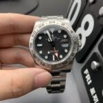 Rolex Explorer II 42 mm Oyster Silver Bezel Black Dial 226570 - Image 2