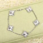 Van Cleef and Arpels Vintage Alhambra bracelet 5 motifs - Image 2