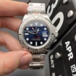 [Super Clone] Rolex Yacht Master 40 mm Oyster Silver Bezel Bright blue Dial 126622 - Image 2