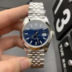 [Super Clone] Rolex Datejust 41 mm Jubilee Smooth Bezel Bright blue Dial 126300 - Image 2