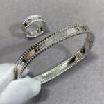 Van Cleef and Arpels Perlée signature bracelet medium model - Image 3