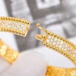 Van Cleef and Arpels Perlée diamonds bracelet 3 rows medium model - Image 4