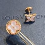 LOUIS VUITTON Color Blossom BB Sun Ear Stud - Image 3