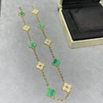 Van Cleef and Arpels Vintage Alhambra necklace 10 motifs - Image 2