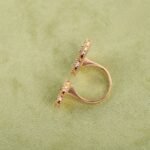 Van Cleef and Arpels Magic Alhambra Between the Finger ring - Image 4