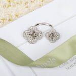 Van Cleef and Arpels Magic Alhambra Between the Finger ring - Image 4