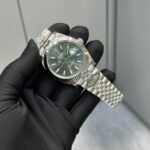 Rolex Datejust 41 mm Jubilee Fluted Bezel Mint green Dial 126334 - Image 3