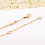 Van Cleef and Arpels Lucky Spring pendant plum blossom - Image 3