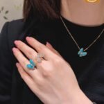 Van Cleef and Arpels Two Butterfly pendant - Image 6