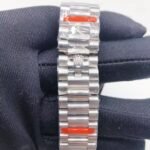 [Super Clone] Rolex Daydate 40 mm President Fluted Bezel Olive green Dial 228236 - Image 7