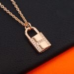 HERMES Kelly Cadenas pendant - Image 2
