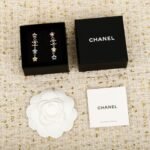 CHANEL CC Star earrings - Image 6