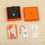 HERMES Amulettes Constance pendant - Image 5