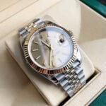 Rolex Datejust 41 mm Jubilee Fluted Bezel Champagne colour Dial 126333 - Image 2