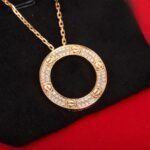 CARTIER LOVE pendant paved - Image 3