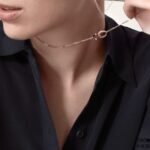 CARTIER LOVE pendant half-paved - Image 3