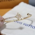 LOUIS VUITTON Idylle Blossom Twist Bracelet - Image 3