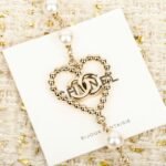CHANEL 25P CC Pearl Necklace - Image 3