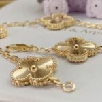 Van Cleef and Arpels Vintage Alhambra bracelet 5 motifs - Image 3