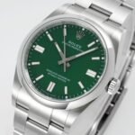 [Super Clone] Rolex Oyster Perpetual 41 mm Oyster Trapeze Bezel Green Dial 134300 - Image 4