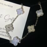 Van Cleef and Arpels Vintage Alhambra bracelet 5 motifs - Image 2