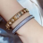 Van Cleef and Arpels Perlée diamonds bracelet 3 rows medium model - Image 3