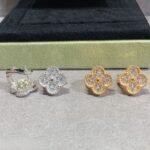 Van Cleef and Arpels Vintage Alhambra earrings - Image 3