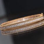 Van Cleef and Arpels Perlée diamonds bracelet 1 row medium model - Image 3