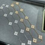 Van Cleef and Arpels Vintage Alhambra necklace 10 motifs - Image 4