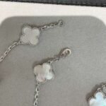 Van Cleef and Arpels Vintage Alhambra necklace 10 motifs - Image 3