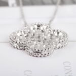 Van Cleef and Arpels Magic Alhambra pendant - Image 4