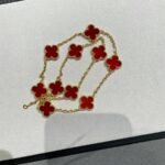 Van Cleef and Arpels Vintage Alhambra necklace 10 motifs - Image 4